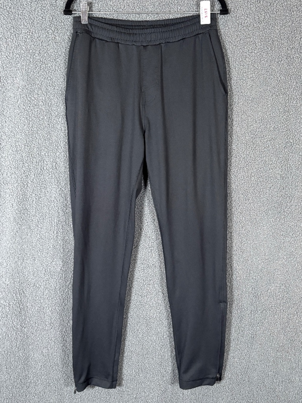 Vuori Sunday Performance Joggers - Men's Size S - Black